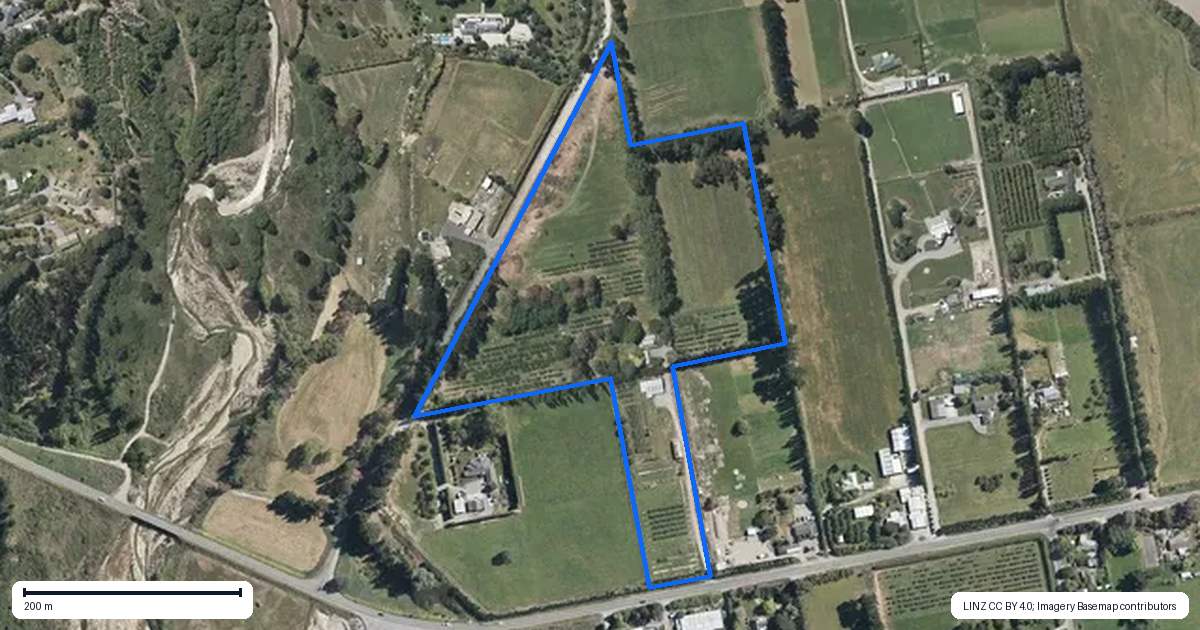 Property context map for 402 Dixons Road, Loburn