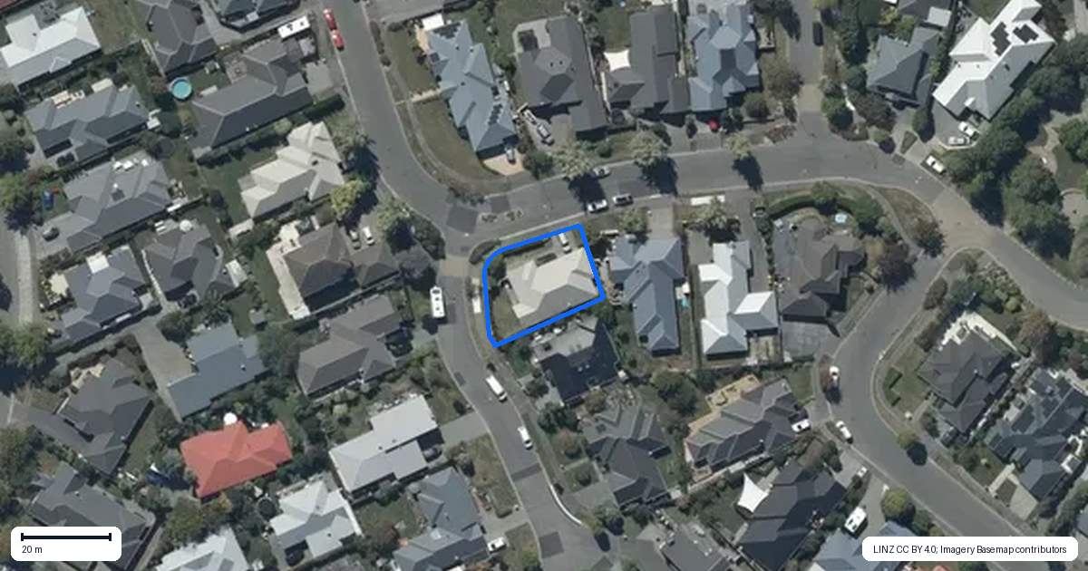 Property context map for 17 Six Silvers Avenue, Halswell, Christchurch