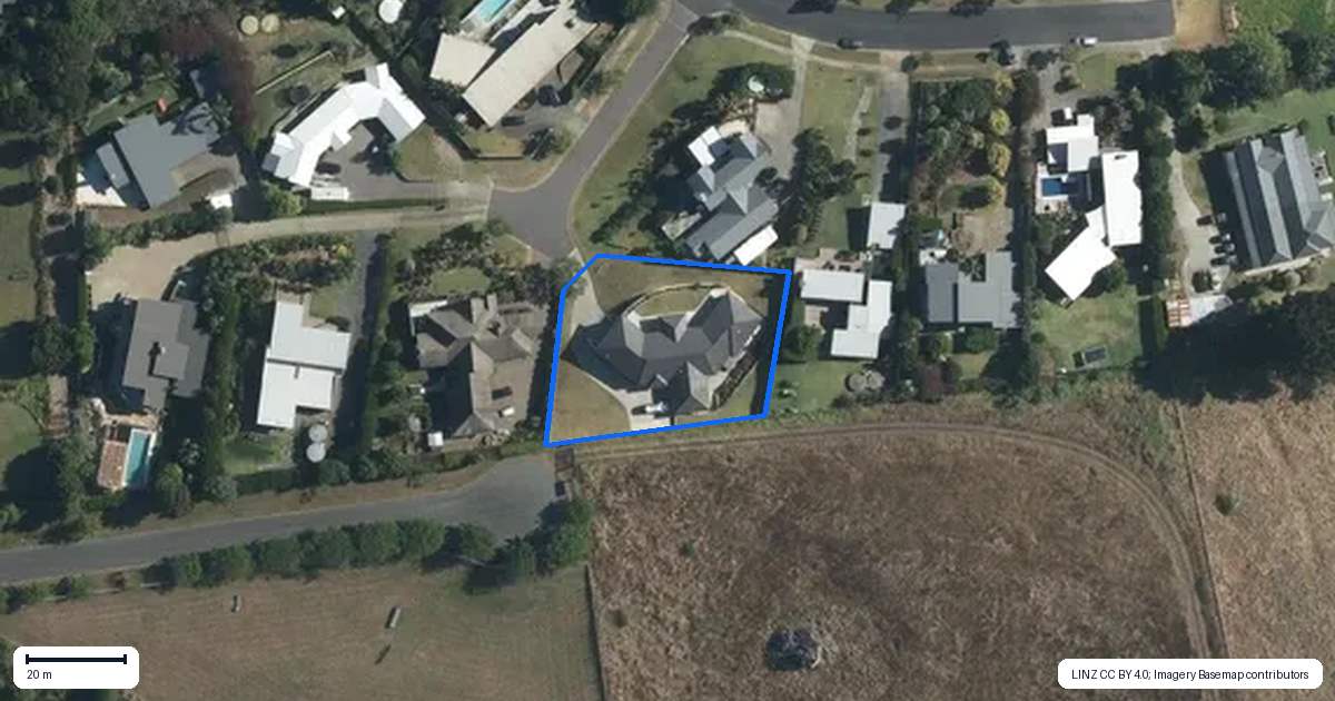 Property context map for 5 The Rise, Waimauku