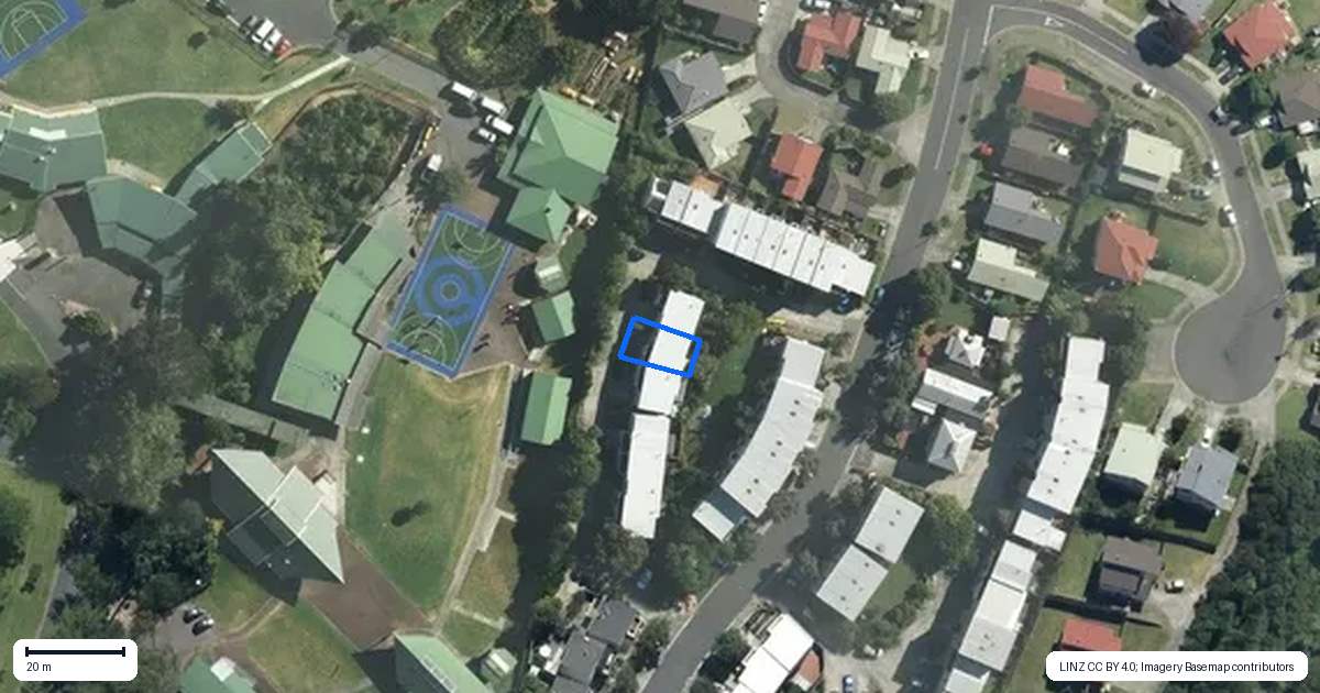 Property context map for 32 Albionvale Road, Glen Eden, Auckland