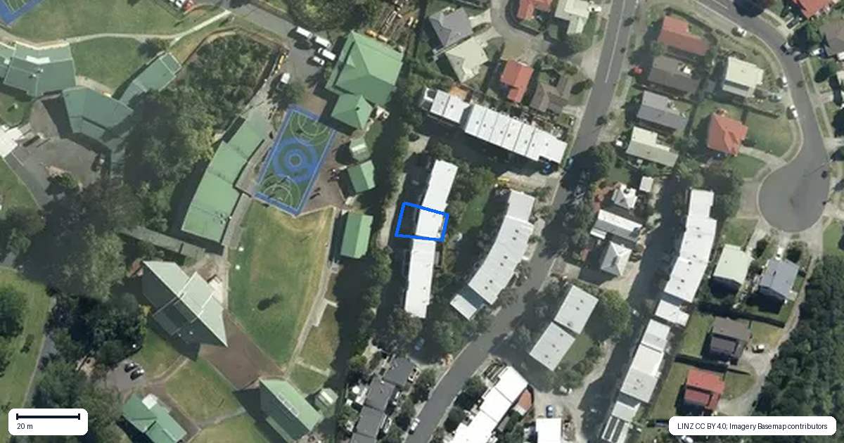 Property context map for 30 Albionvale Road, Glen Eden, Auckland