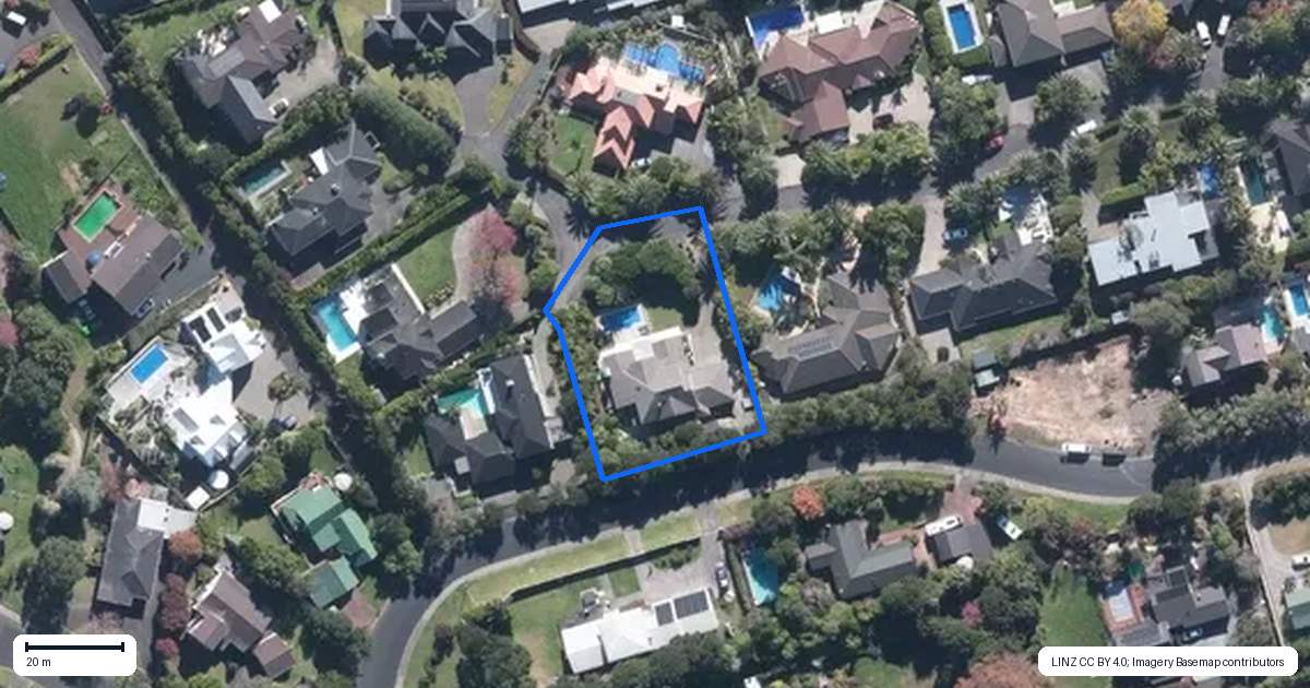 Property context map for 9 Thomas Hunter Lane, Greenhithe, Auckland