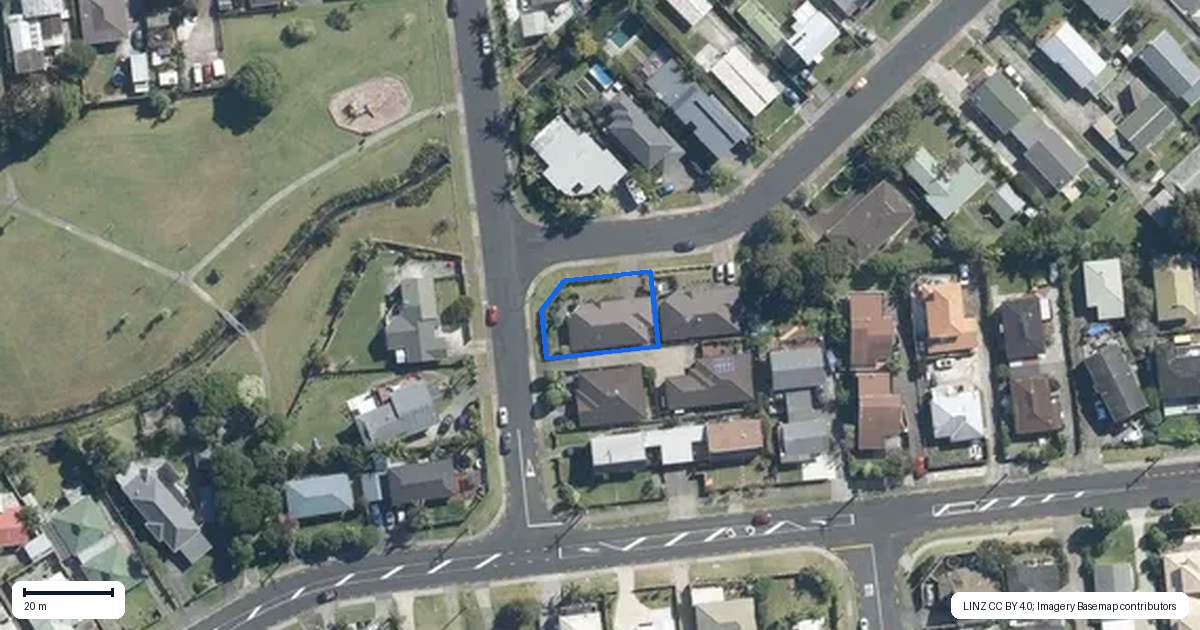 Property context map for 2 Walton Street, Red Beach, Whangaparaoa