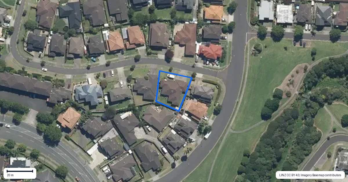 Property context map for 43 Speyside Crescent, Flat Bush, Auckland
