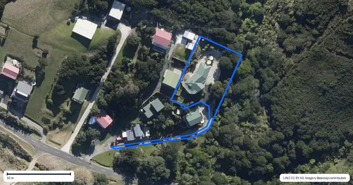 Property context map for 69A Whatuwhiwhi Road, Karikari Peninsula