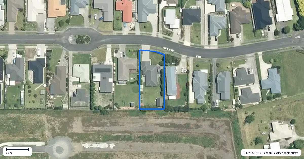 Property context map for 13 Benner Drive, Ngatea
