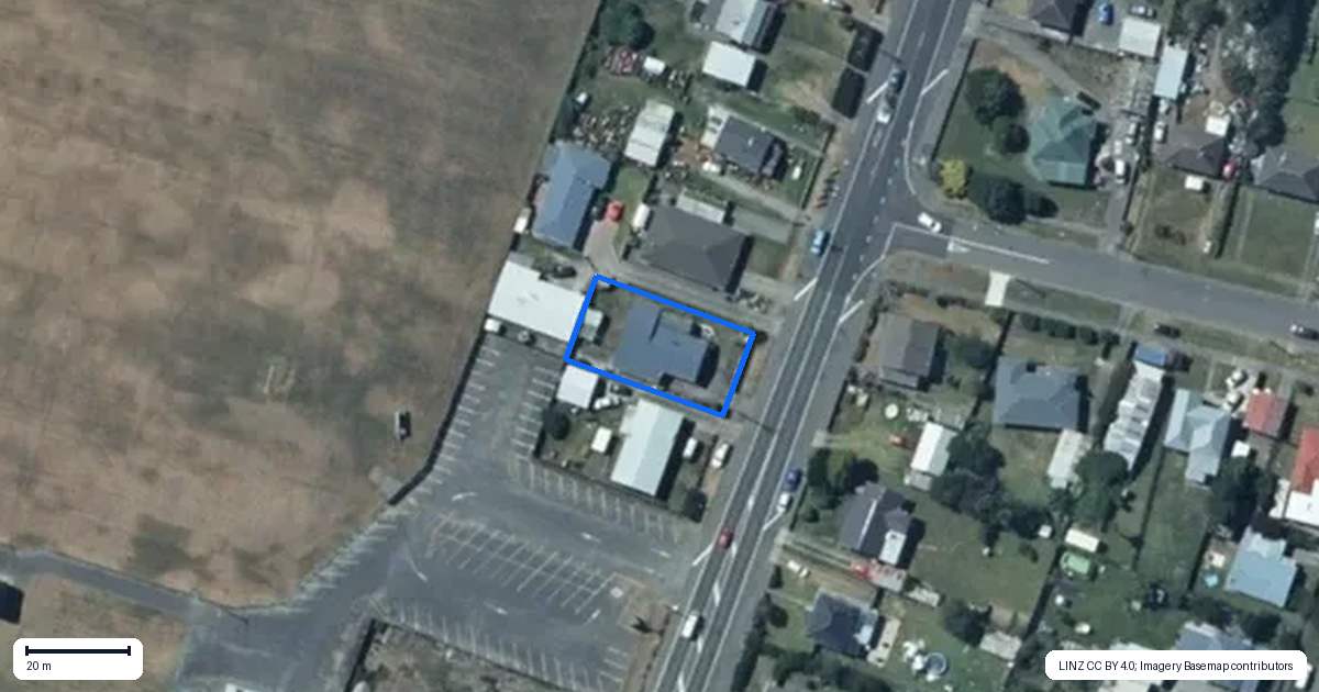 Property context map for 18 Johnston Street, Foxton
