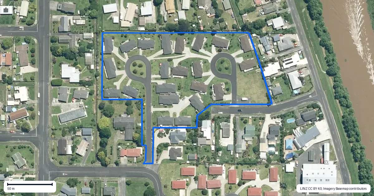 Property context map for 4 Masonic Place, Ngatea