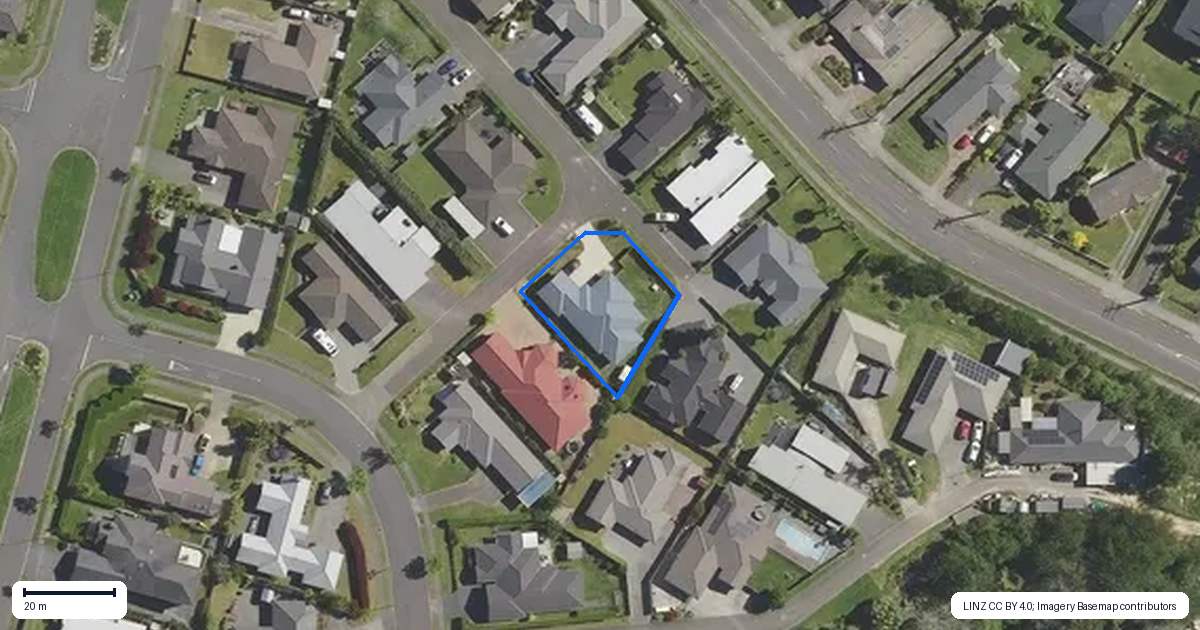 Property context map for 18 Great West Road, Matipo Heights, Rotorua