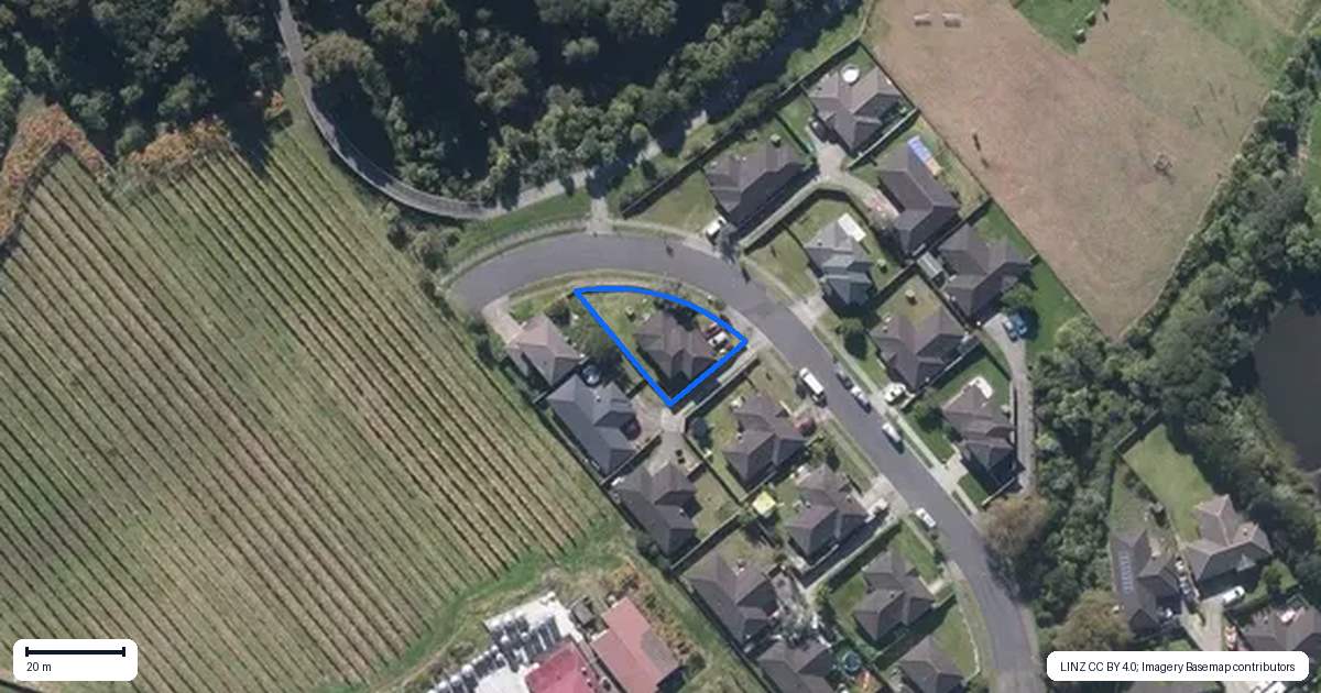 Property context map for 48 Misty Valley Drive, Henderson, Auckland