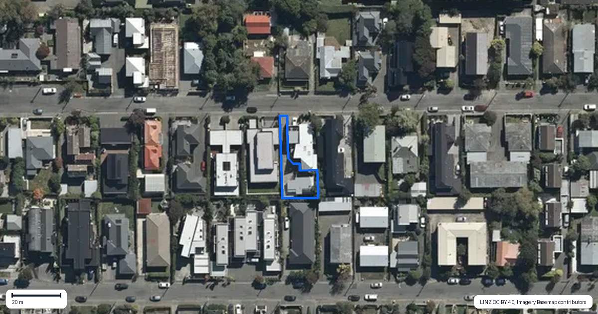 Property context map for 32 Berry Street, St Albans, Christchurch