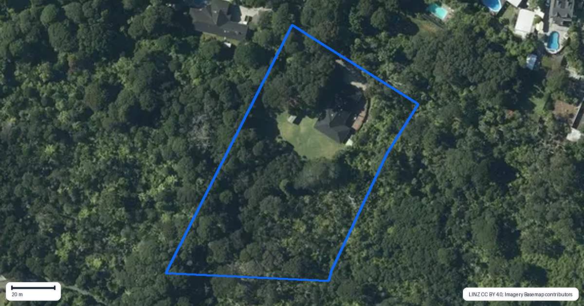 Property context map for 7D Kitewaho Road, Swanson, Auckland