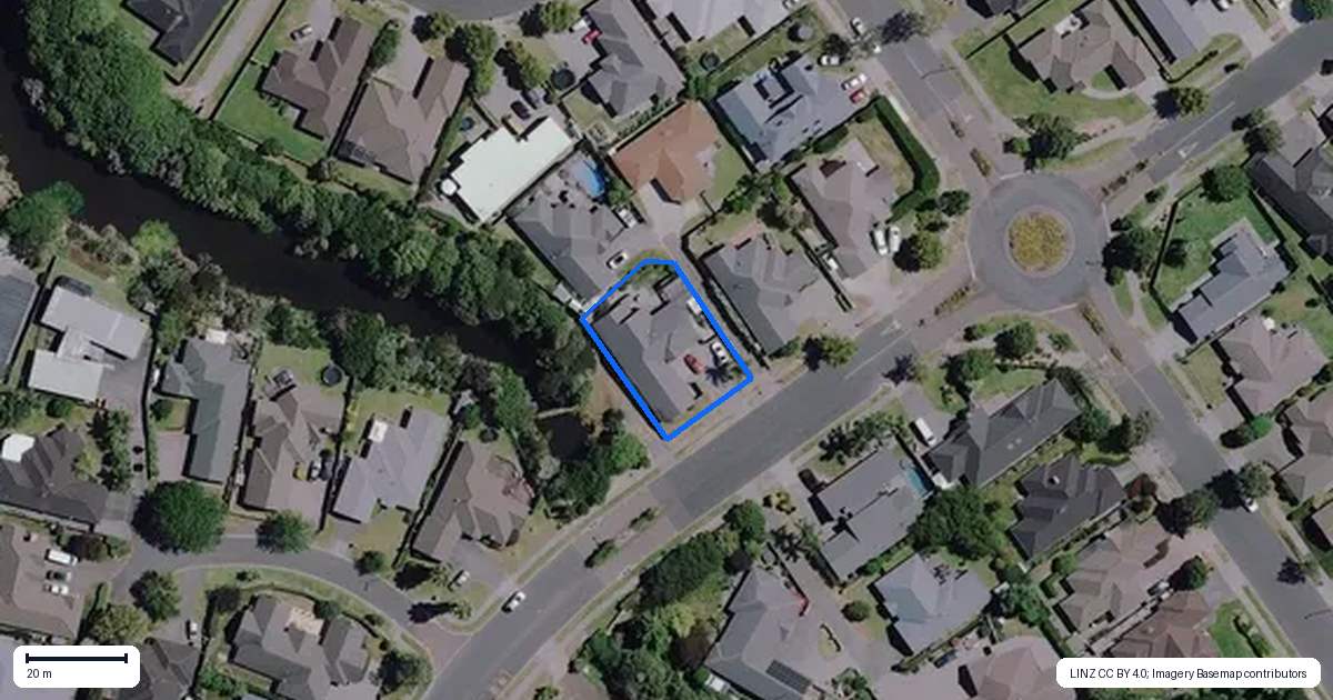 Property context map for 25 Somerton Drive, Huntington, Hamilton