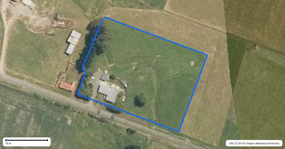 Property context map for 178 Waikawa Beach Road, Manakau