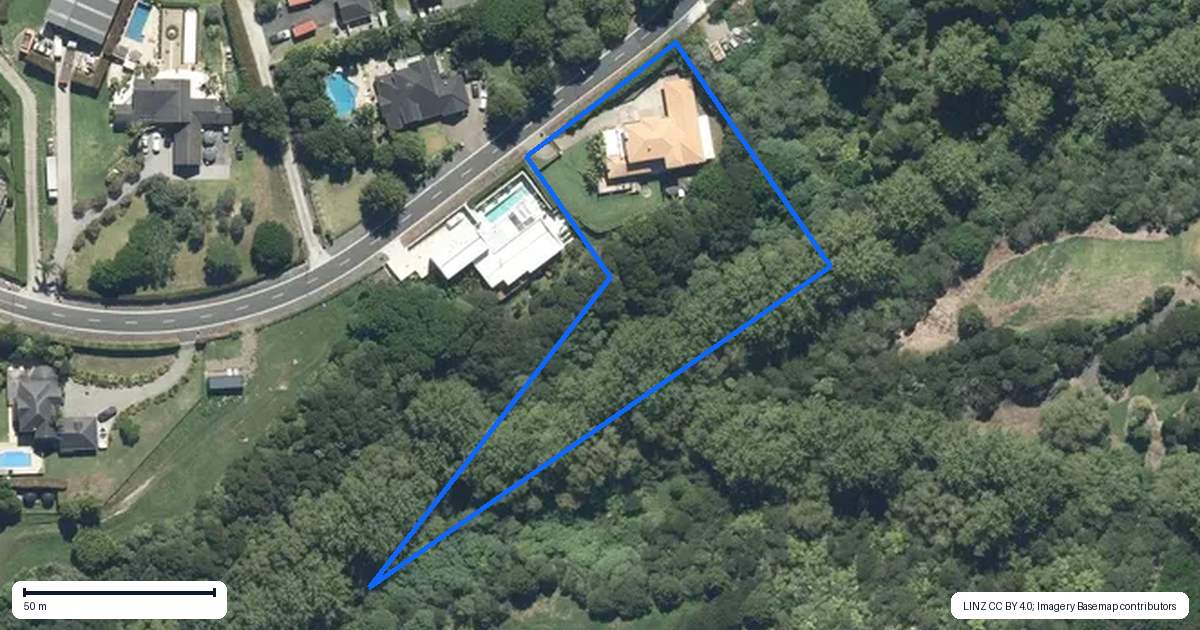 Property context map for 15B Regis Lane, Flat Bush, Auckland