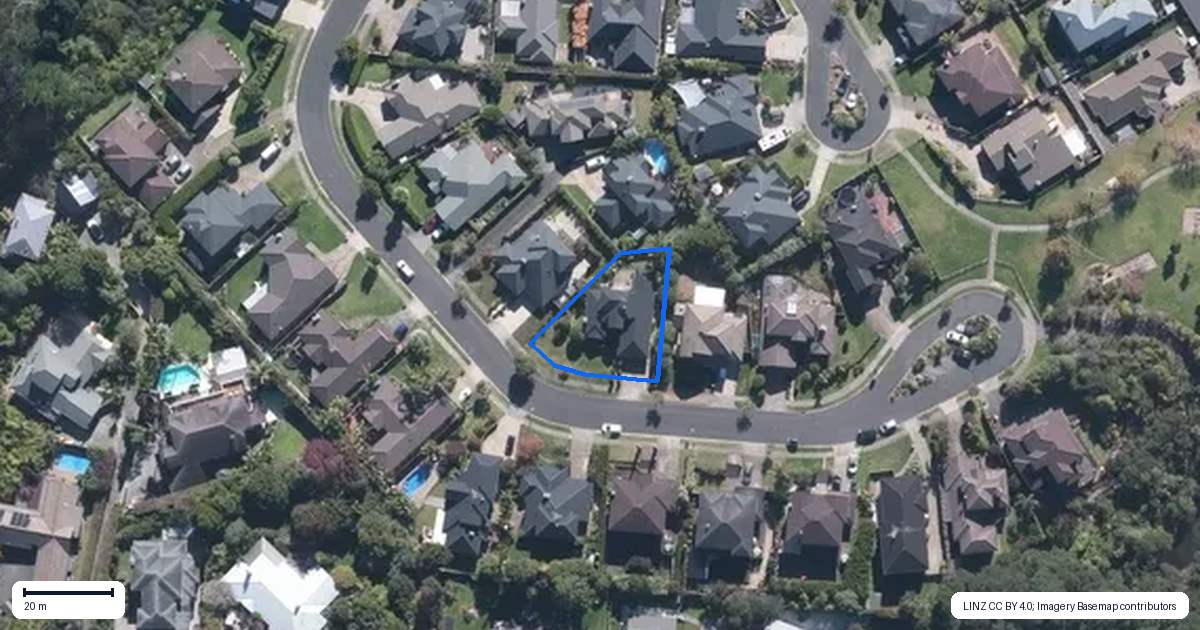 Property context map for 18 Dressage Lane, Greenhithe, Auckland