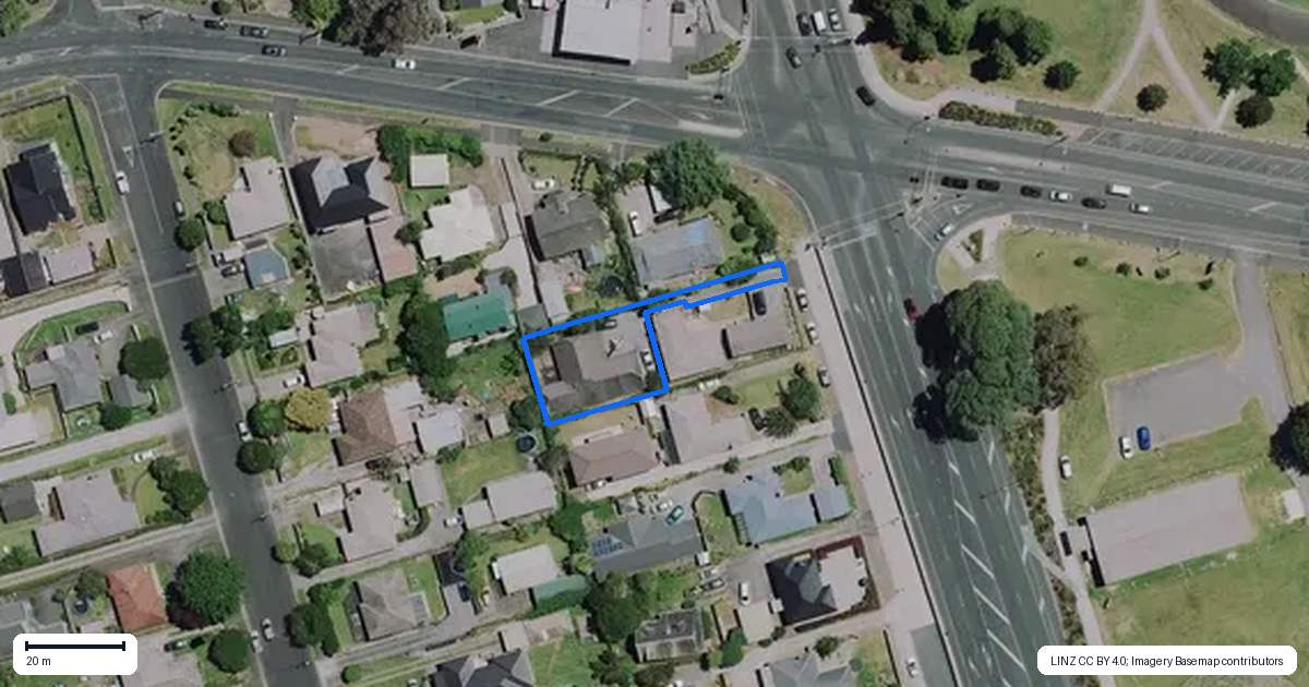 Property context map for 81 Dey Street, Hamilton East, Hamilton