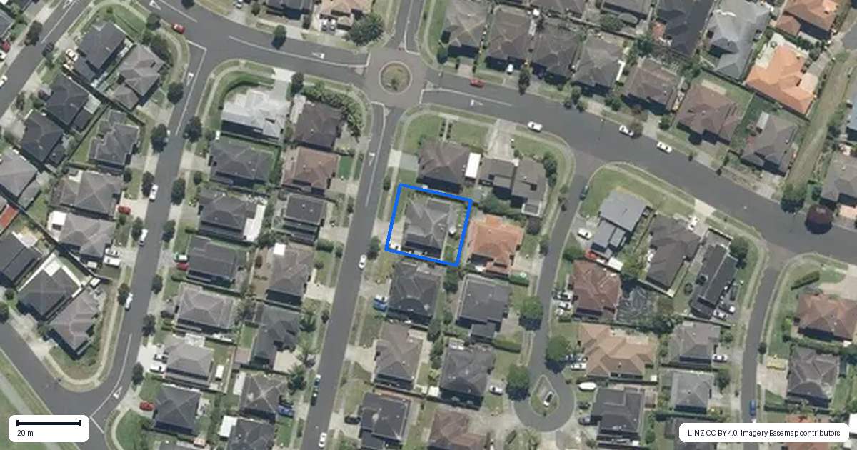 Property context map for 42 Topland Drive, Flat Bush, Auckland