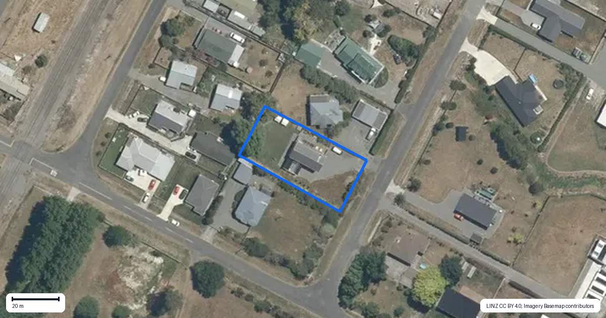 Property context map for 32 Bell Street, Otane