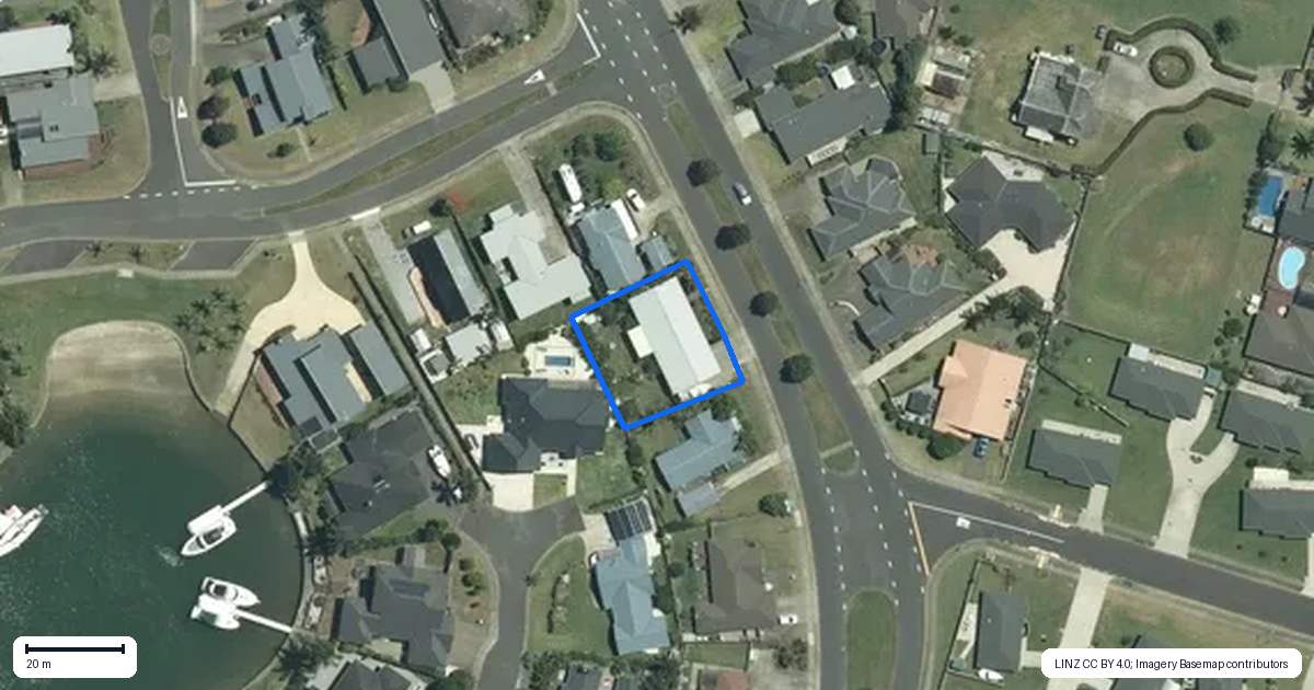 Property context map for 45 Kupe Drive, Whitianga
