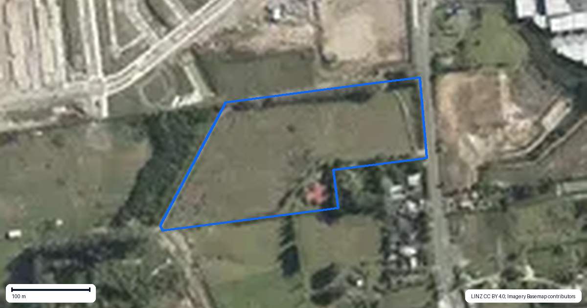 Property context map for 124 Fred Taylor Drive, Westgate, Auckland