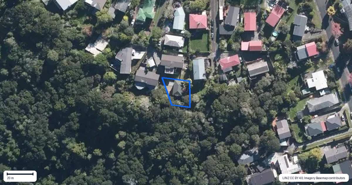 Property context map for 36A Valley View Road, Glenfield, Auckland