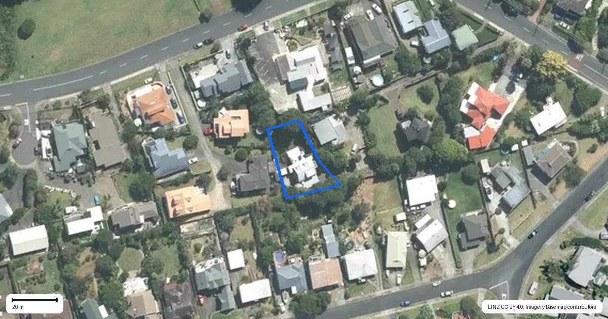 Property context map for 122 Stanmore Bay Road, Stanmore Bay, Whangaparaoa