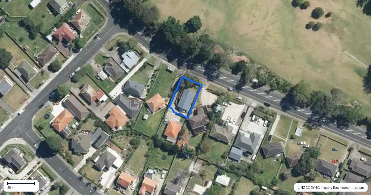 Property context map for 595A Richardson Road, Mount Roskill, Auckland