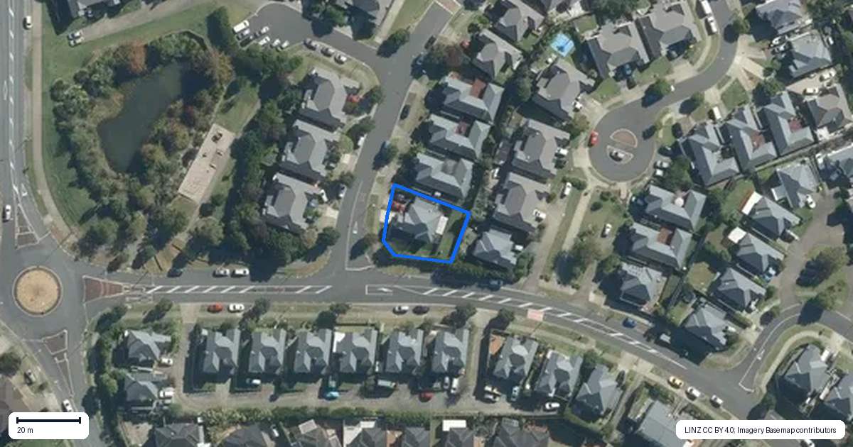 Property context map for 94 Fields Parade, Oteha, Auckland