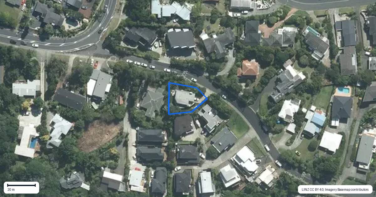 Property context map for 42 Bayview Road, Browns Bay, Auckland