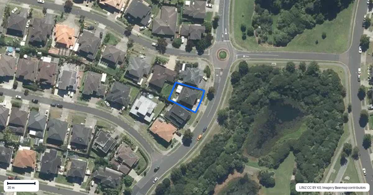 Property context map for 14 Mission Heights Drive, Flat Bush, Auckland