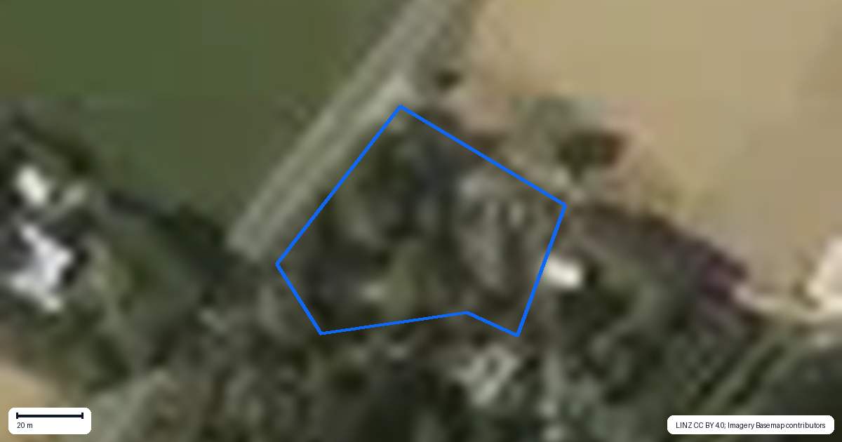 Property context map for 114 Arapaepae Road, Levin
