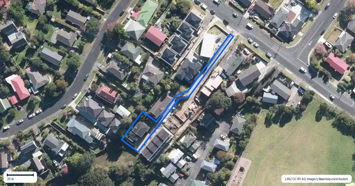 Property context map for 74A Seaview Road, Glenfield, Auckland