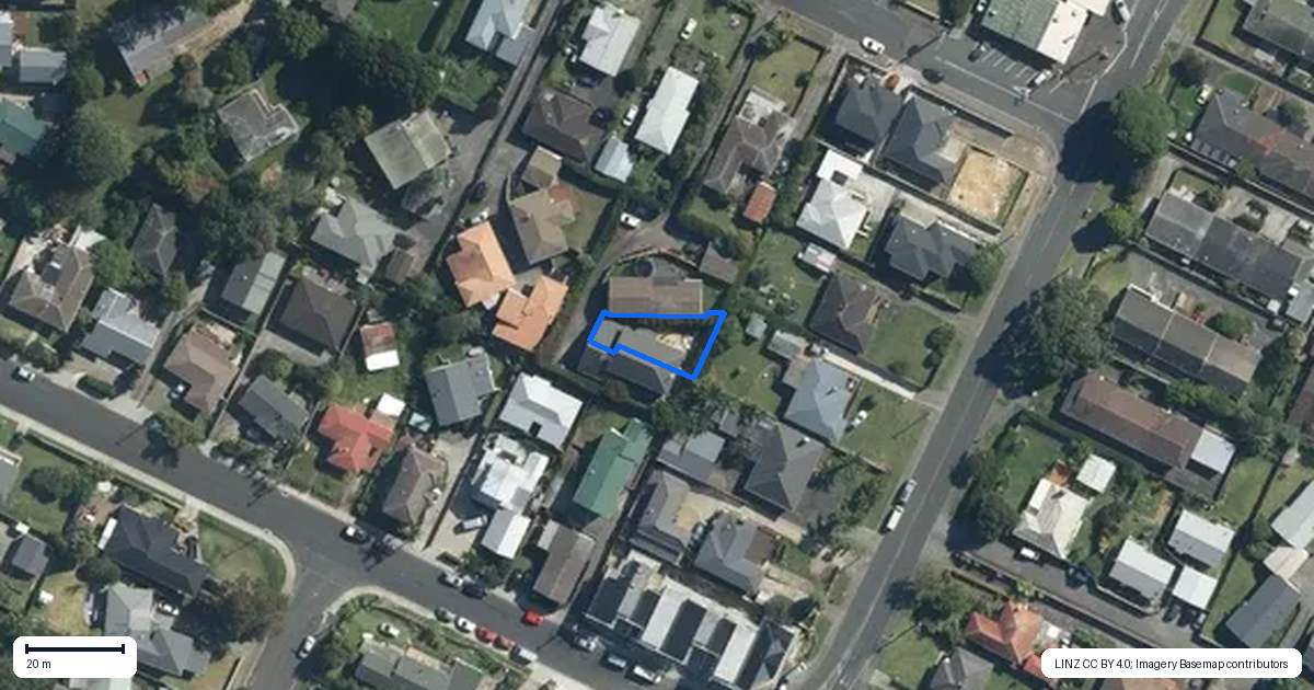 Property context map for 22A McCracken Road, Mount Wellington, Auckland