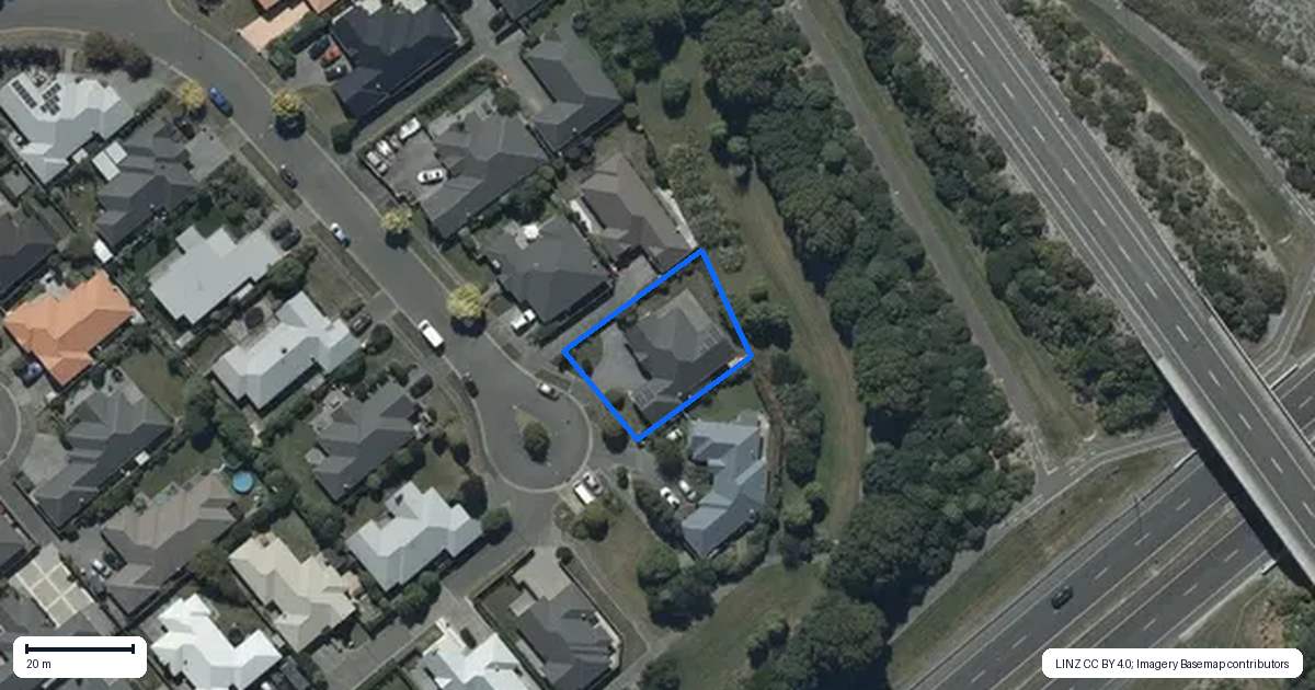 Property context map for 37 Broken Run, Wigram, Christchurch