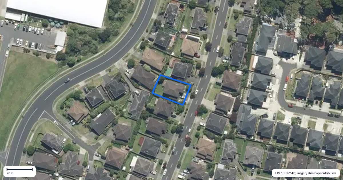 Property context map for 11 Amaretto Avenue, Flat Bush, Auckland