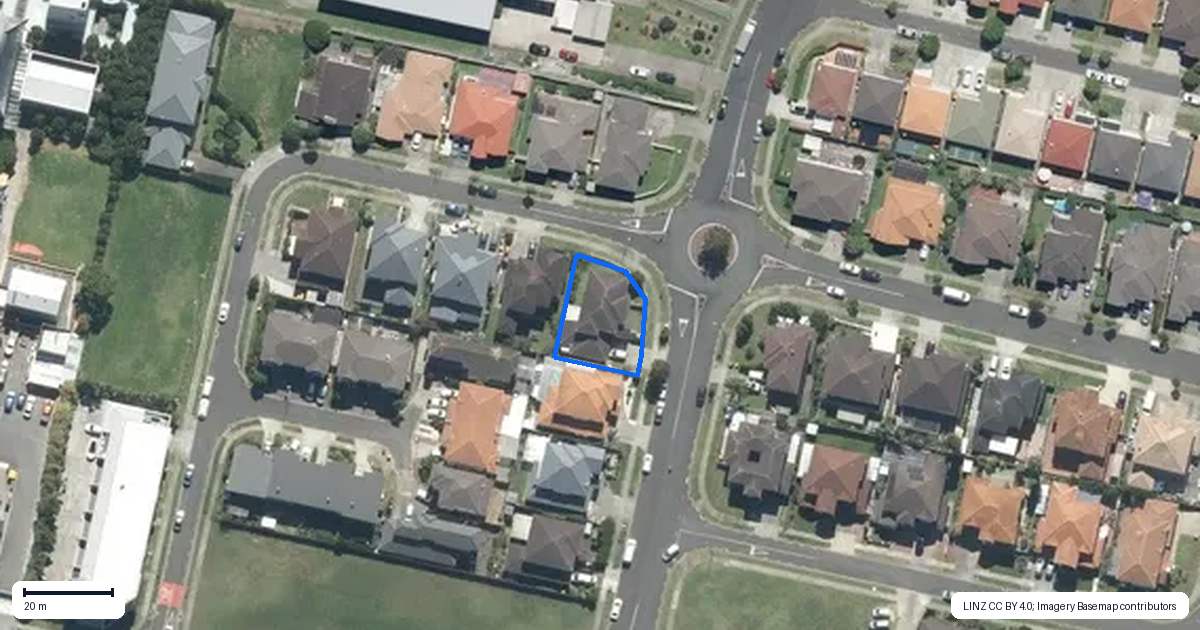 Property context map for 32 Kestev Drive, Flat Bush, Auckland
