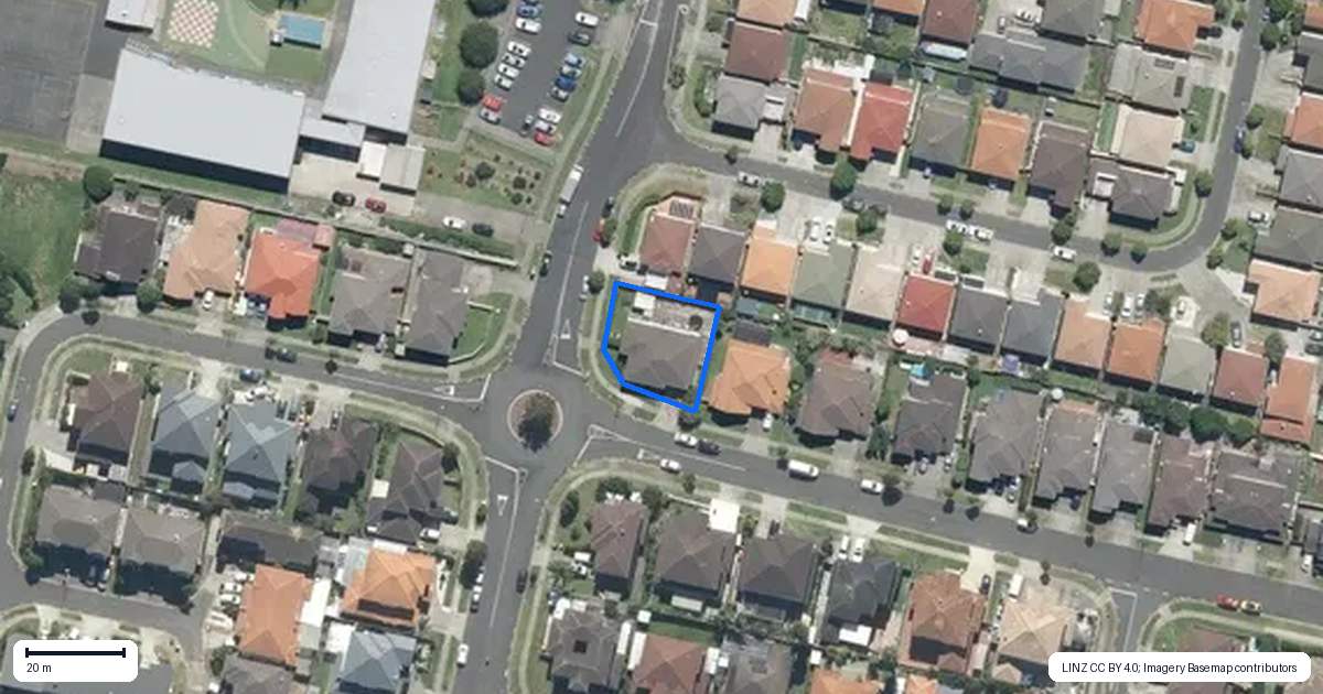 Property context map for 35 Kestev Drive, Flat Bush, Auckland