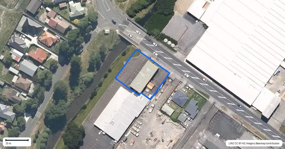 Property context map for 44 Wainui Road, Waiwhetu, Lower Hutt