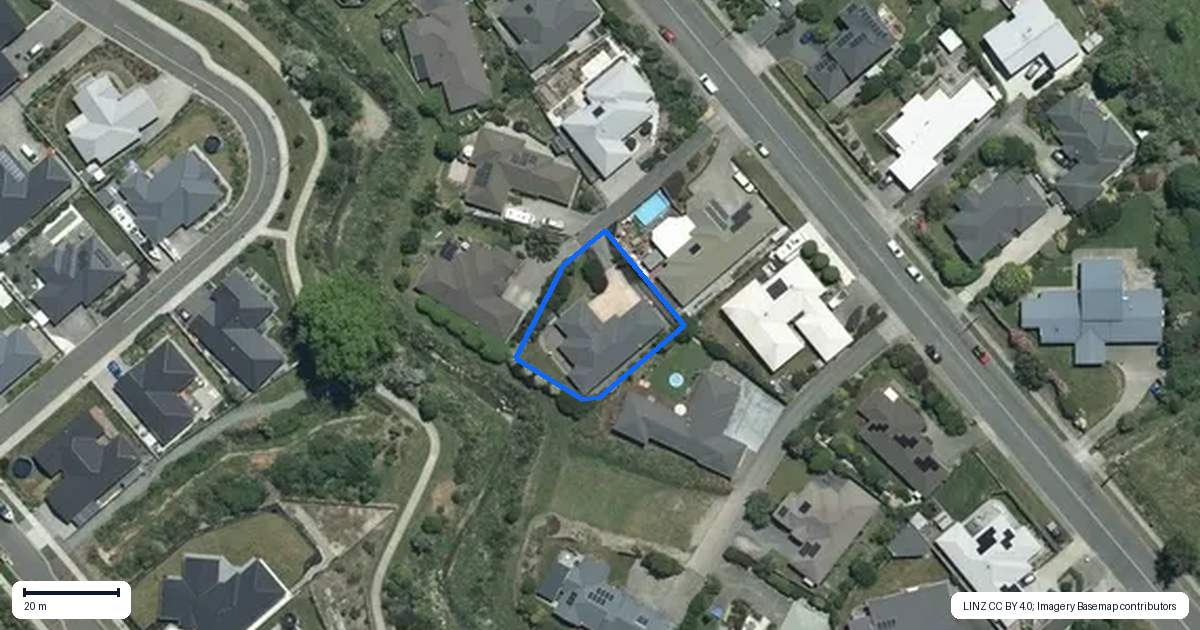 Property context map for 46 Ngawhatu Road, Stoke, Nelson