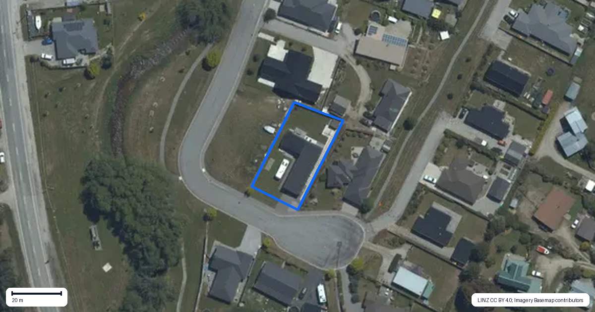 Property context map for 11 Alice Burn Drive, Luggate, Wanaka