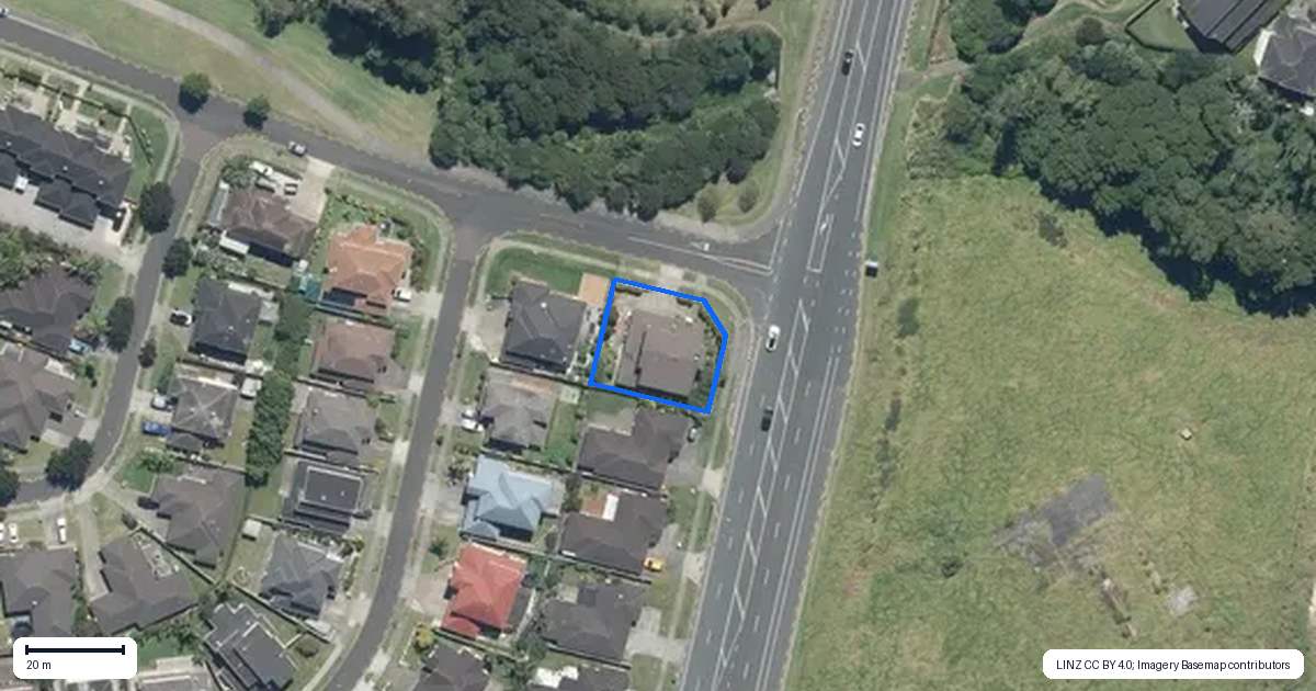 Property context map for 2 Salford Crescent, Flat Bush, Auckland