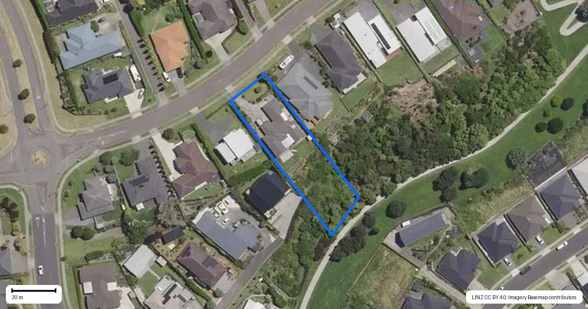 Property context map for 10 Holyoake Terrace, Omokoroa