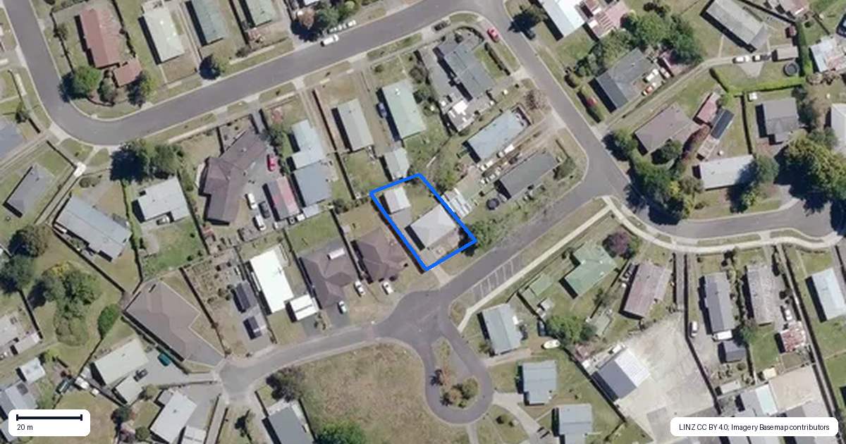 Property context map for 2 Rima Place, Turangi