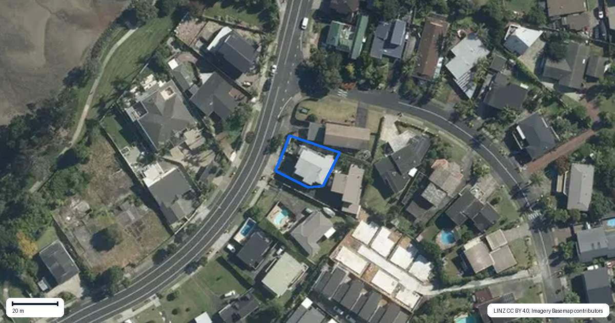 Property context map for 96 Fisher Parade, Sunnyhills, Auckland