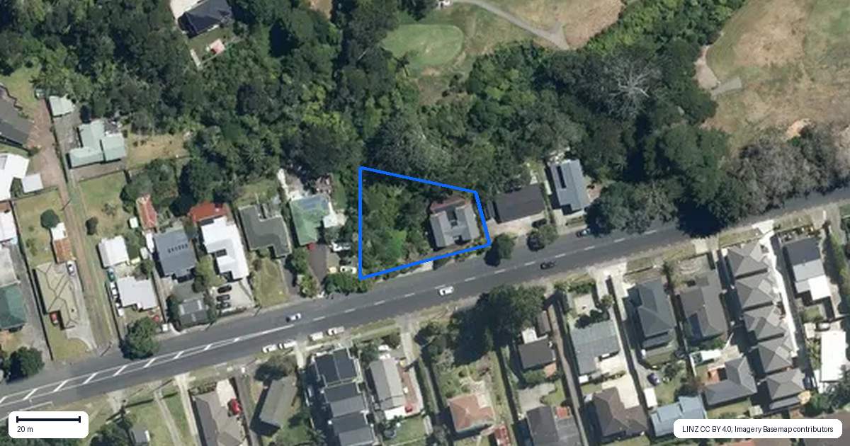 Property context map for 35 Godley Road, Green Bay, Auckland