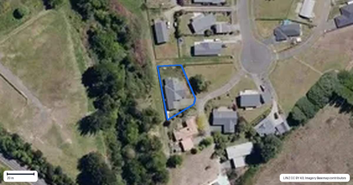 Property context map for 34 Ngahana Place, Turangi