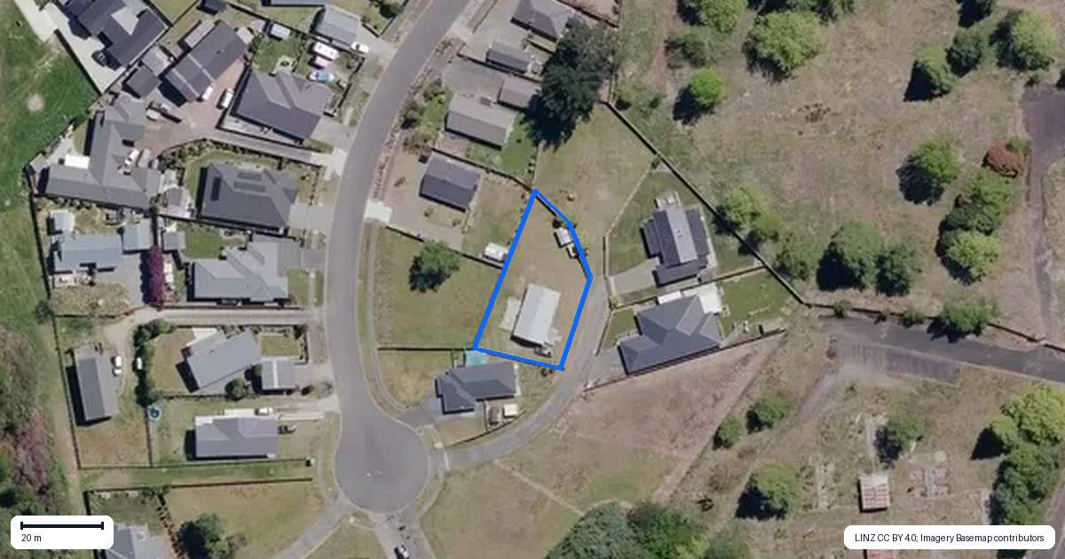 Property context map for 15 Ngahana Place, Turangi
