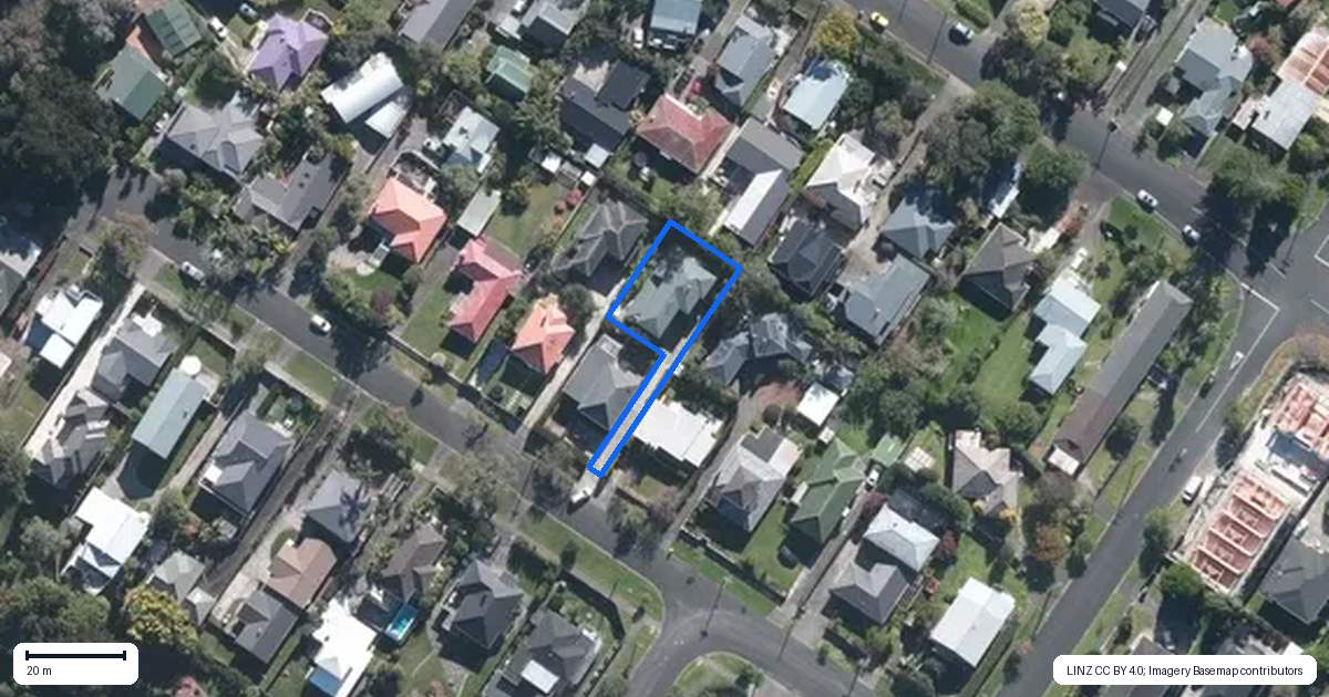 Property context map for 45 Fir Street, Waterview, Auckland