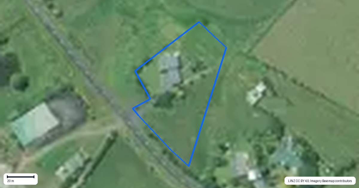 Property context map for 82 Back Miranda Road, Waitakaruru, Ngatea